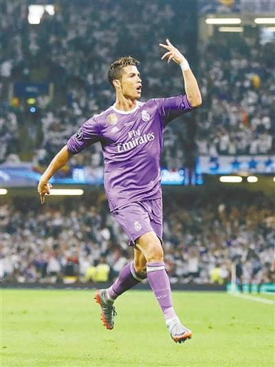 的篮球赛场 的篮球赛场